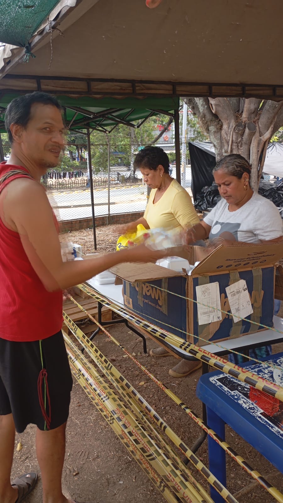 Almuerzos preparados para la comunidad de Chiminangos 2, sector 1